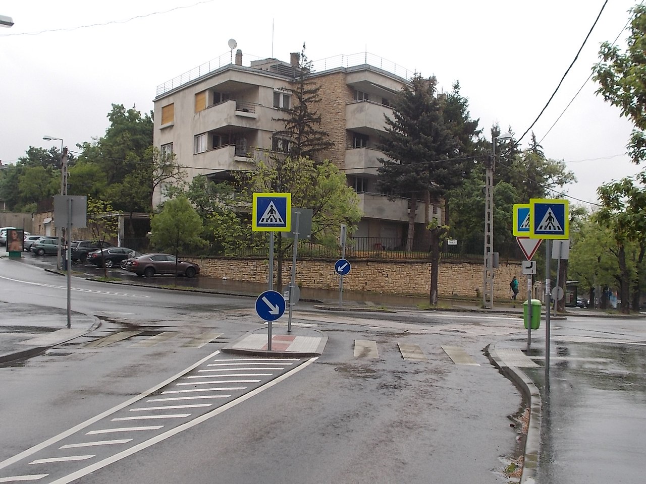 Pedestrian crossing